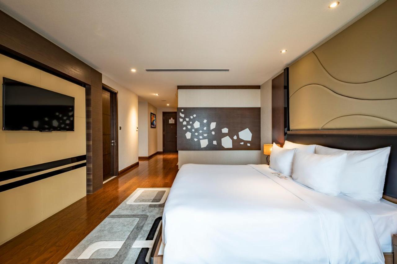 Hotel The Malibu 5*