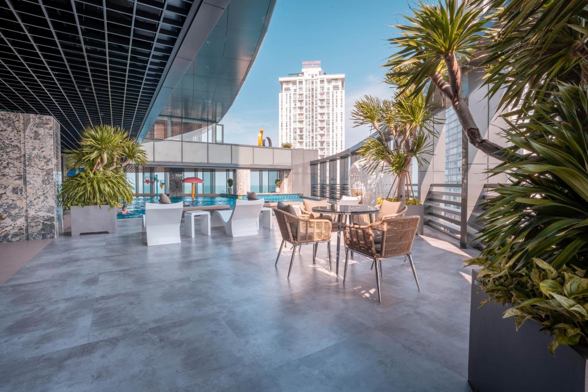The Malibu Hotel 5*